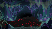 Swarm of spiders following Yona S8E22