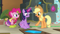 Applejack "you solved that triangley thing" S7E2