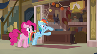 Rainbow rings the front desk bell over and over S7E18