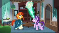 Starlight casting the second part of her spell S7E24