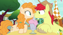 Bright Mac and Pear Butter boop noses S7E13