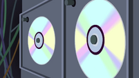 Data disks spinning SS5