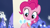 Pinkie and Rainbow's cutie marks float over Las Pegasus S6E12