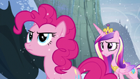 Pinkie looking determined S5E11