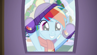 Rainbow Dash window shopping MLPBGE