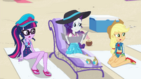 Twilight, Rarity, and AJ confused by Pinkie EGFF