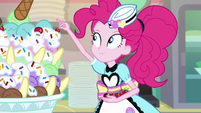 Pinkie Pie places a cherry on the giant sundae SS15