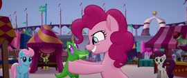 Pinkie singing "you got this!" to Gummy MLPTM