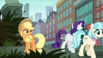 Rarity and Coco leave AJ to her work S5E16