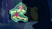 Sunset Shimmer making a crown swap EG