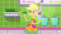 Applejack holding grass in her hand SS9