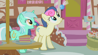 Lyra and Sweetie Drops amazed by a parasprite.