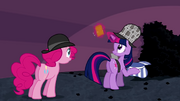 S02E24 Twilight zbiera ślady 12