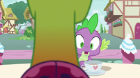 Spike notices something behind Thorax S7E15