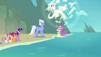 Terramar turns into a Hippogriff again S8E6