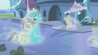 The Crystal ponies S3E01