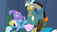 Trixie performing a magic trick on Discord Changeling S6E26