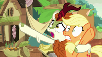 Autumn Blaze singing next to AJ S8E23