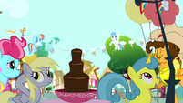 Derpy acting nonchalant S4E12