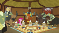 Pinkie, Rutherford, and yaks in yak eating hut S7E11