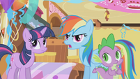 Rainbow Dash talks to Gilda about making a fool out of herself S1E05