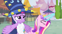 Cadance performing a spell S4E11