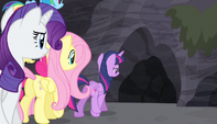 Mane Six approach the cave S5E1