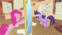Pinkie Pie moving mirror S2E20
