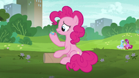 Pinkie Pie with confetti in her hoof S6E3