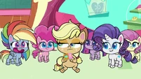 Rainbow Dash correcting Applejack's name PLS1E3b.png (749 KB)