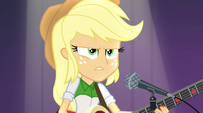 Applejack annoyed during Shake Your Tail EG2