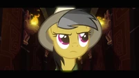 Daring Do looks to the right of the corridor S2E16