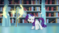 Flurry Heart teleports to avoid Rarity's net S6E2