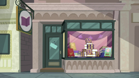 Journal on display in Manehattan bookstore S7E14