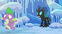 Spike runs away from the changeling S6E16