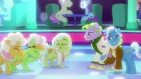 Gold Horseshoe Gals giggling like fillies S8E5