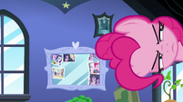 Pinkie looks for Maud on right side of fourth wall S8E3