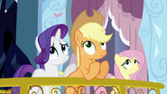 Ponies looking up at Spike S3E2