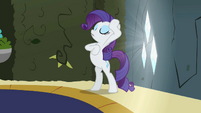 Rarity resisting like a lady S2E1