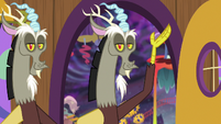 Discord 4 appears behind Discord 3 S7E12