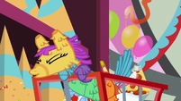 Pinata comes to life and sneezes S7E12