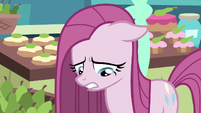 Pinkie Pie hangs her head in despair S8E18