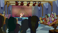 Ponyville dance theater S6E4