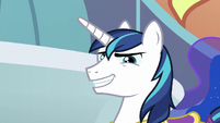 Shining Armor returns with a grin S9E4