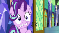 Starlight Glimmer looking panicked S7E2