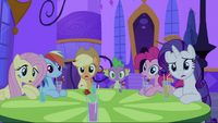 Twilight's friends surprised S2E25