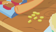 200px-Applejack pegando bits S01E03