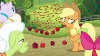 Applejack -and sprung all our traps- S9E10