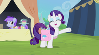 Rarity approves of Applejack's idea S4E22