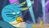 Gallus sneezing and flying backward S8E22